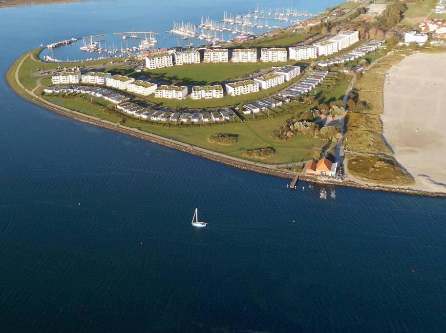 Fehmarn Burgtiefe Suedstrand Meerblick Apartment Meerzeit エクステリア 写真