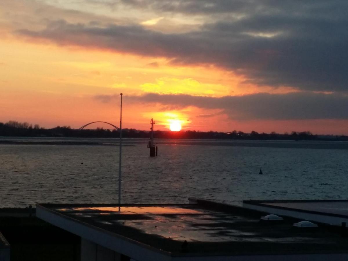 Fehmarn Burgtiefe Suedstrand Meerblick Apartment Meerzeit エクステリア 写真